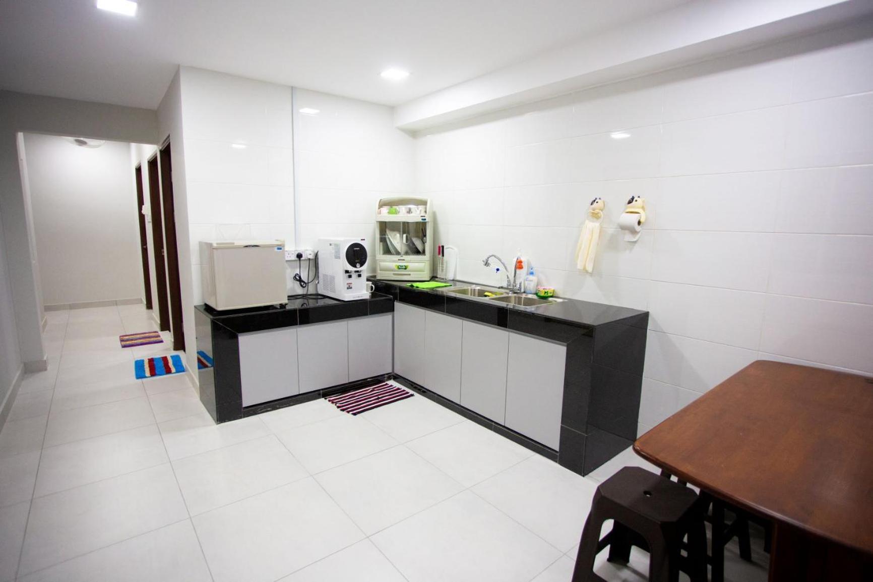 Hom2Rex Kuching Homestay Taman Timberland Bagian luar foto