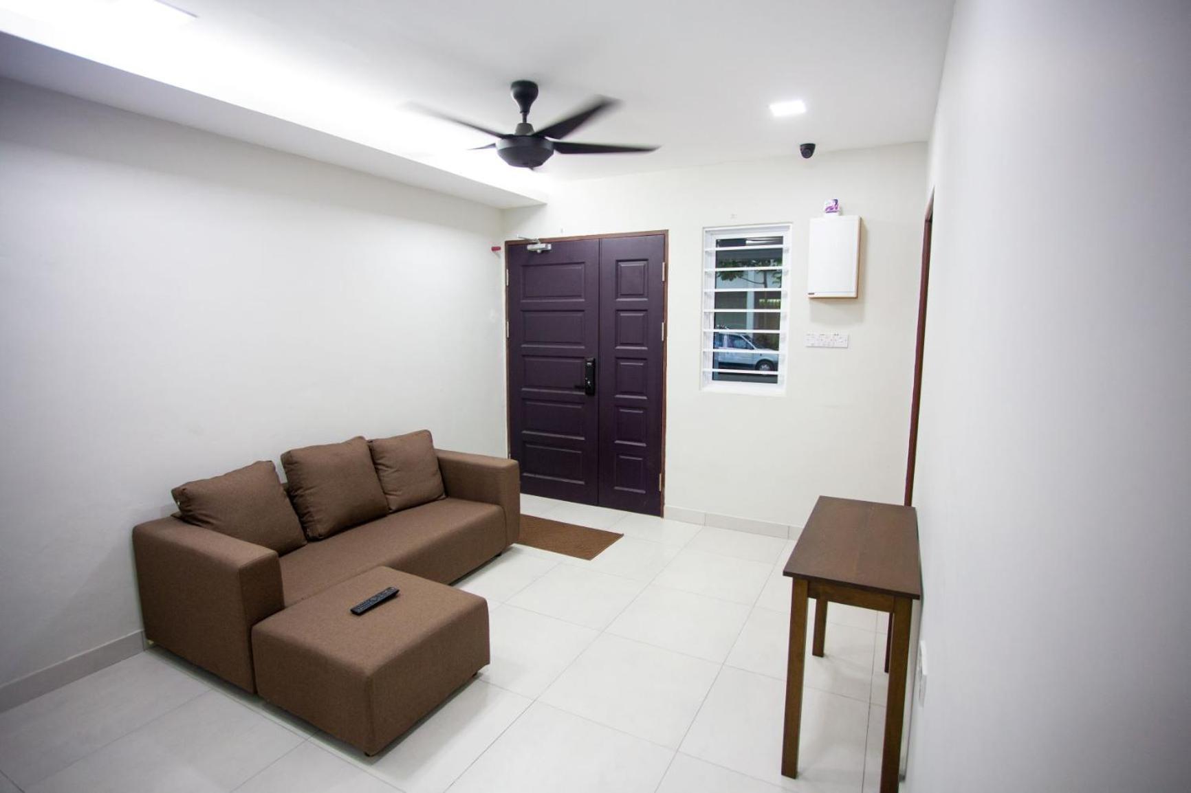 Hom2Rex Kuching Homestay Taman Timberland Bagian luar foto
